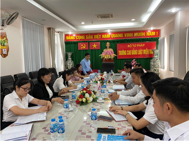 Đồng chí Lê Tuấn Phong phát biểu tại buổi làm việc