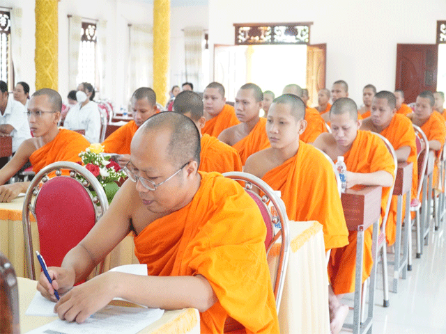 Khai giảng Lớp Trung cấp Pháp luật dành cho người dân tộc Khơmer tại huyện Hòn Đất, tỉnh Kiên Giang